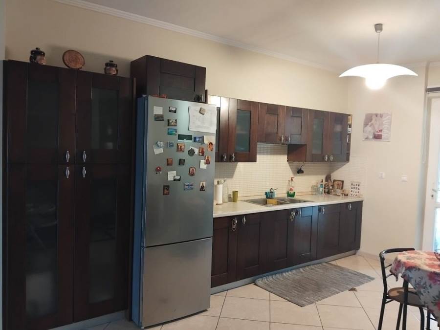 (Vermietung ) Wohnung/Residenz Wohnung || Achaia/Patra - 92 m², 2 Schlafzimmer, 550€ 