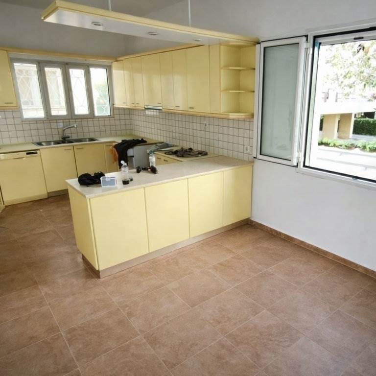 (Προς Ενοικίαση) Κατοικία Μεζονέτα || Αθήνα Βόρεια/Βριλήσσια - 260 τ.μ, 4 Υ/Δ, 2.000€ 