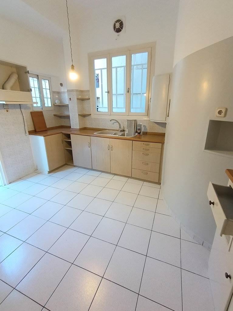 (Vermietung ) Wohnung/Residenz Wohnung || Athens South/Tavros - 73 m², 2 Schlafzimmer, 520€ 