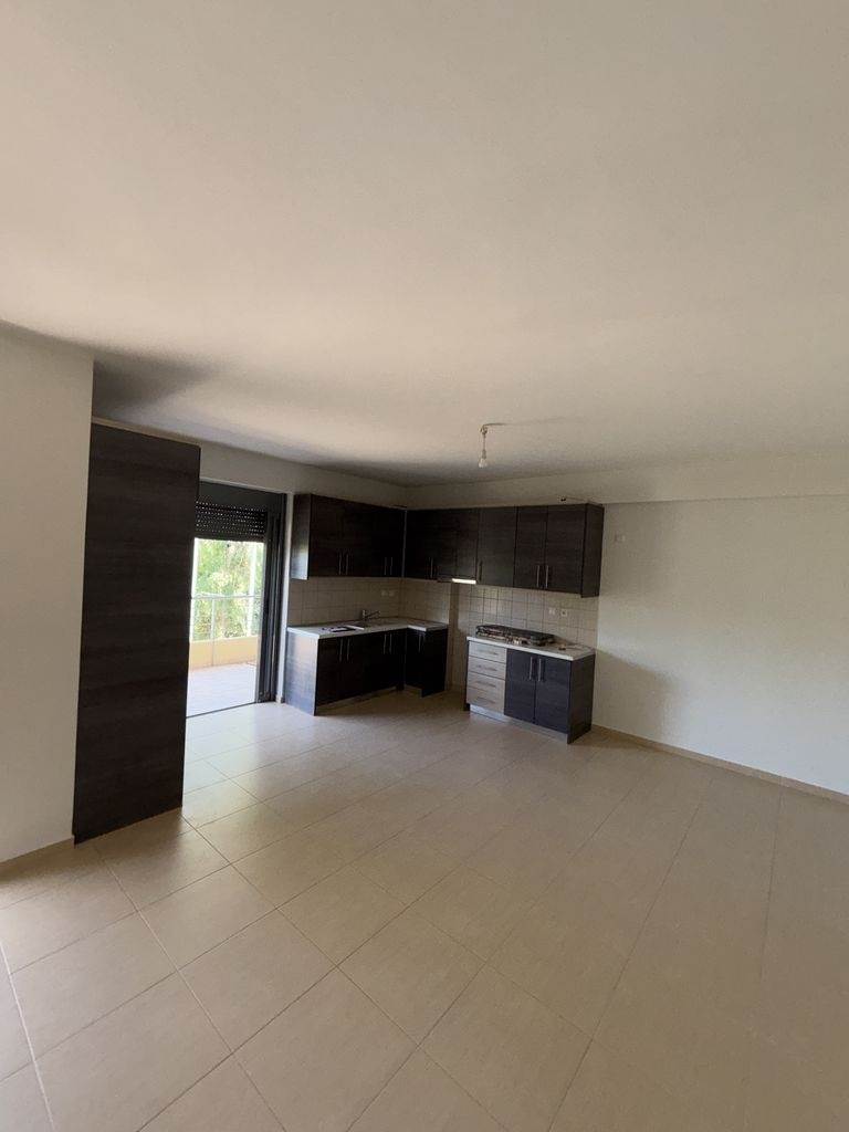(Vermietung ) Wohnung/Residenz Wohnung || Achaia/Patra - 160 m², 3 Schlafzimmer, 750€ 