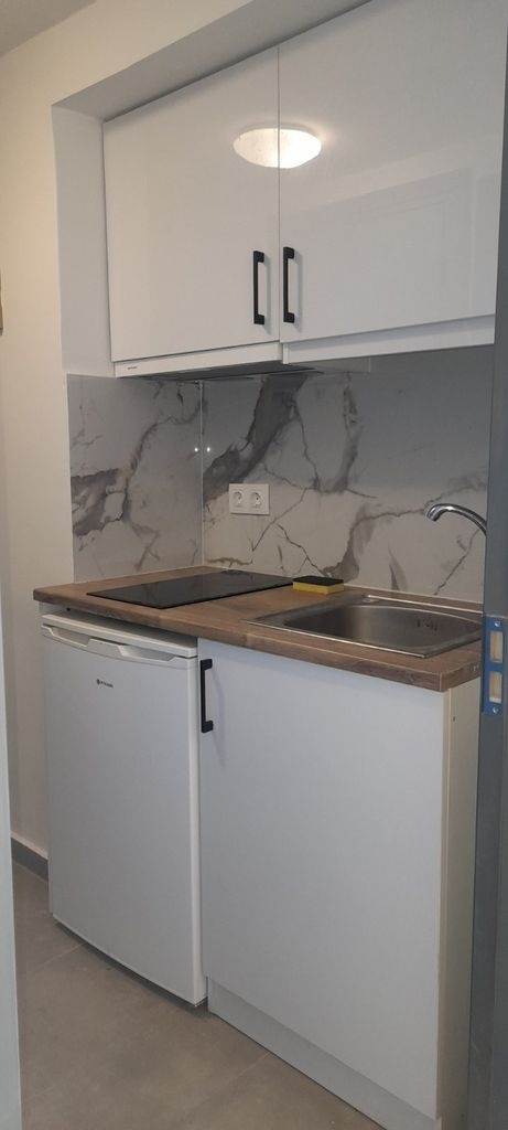 (Vermietung ) Wohnung/Residenz Wohnung || Athens Center/Dafni - 15 m², 1 Schlafzimmer, 330€ 