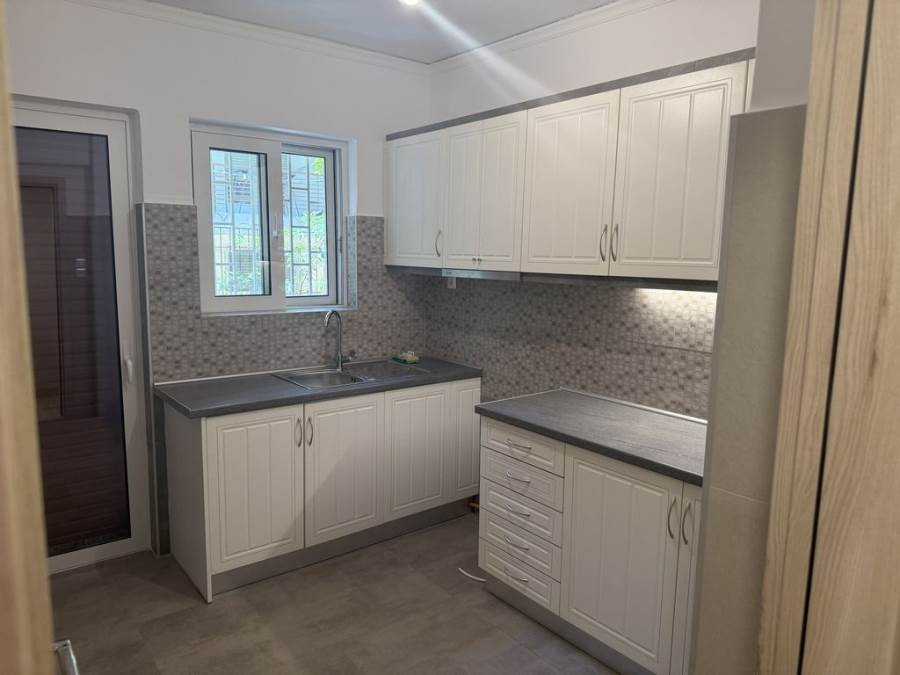 (Vermietung ) Wohnung/Residenz Wohnung || Athens South/Palaio Faliro - 65 m², 1 Schlafzimmer, 650€ 