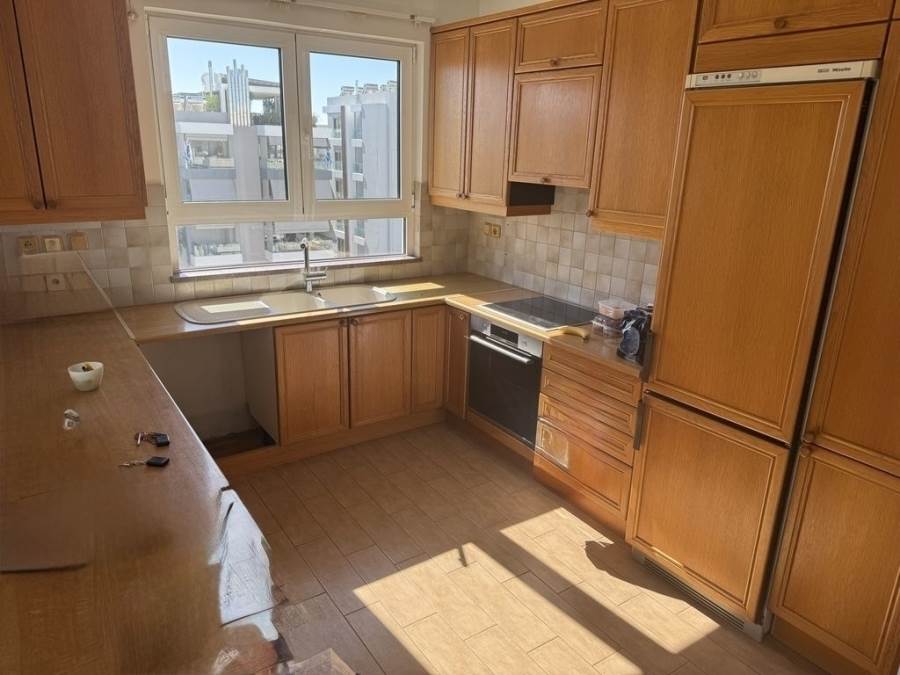 (For Rent) Residential Floor Apartment || Athens South/Nea Smyrni - 170 Sq.m, 3 Bedrooms, 1.450€ 