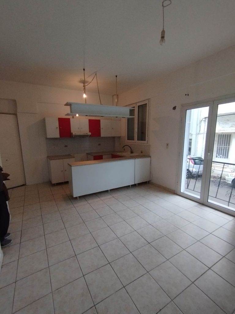 (Vermietung ) Wohnung/Residenz Wohnung || Piraias/Keratsini - 55 m², 1 Schlafzimmer, 460€ 
