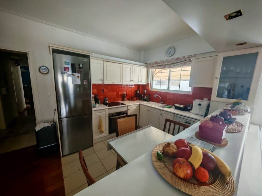 (Vermietung ) Wohnung/Residenz Etagenwohnung  || Athens South/Nea Smyrni - 170 m², 3 Schlafzimmer, 1.200€ 