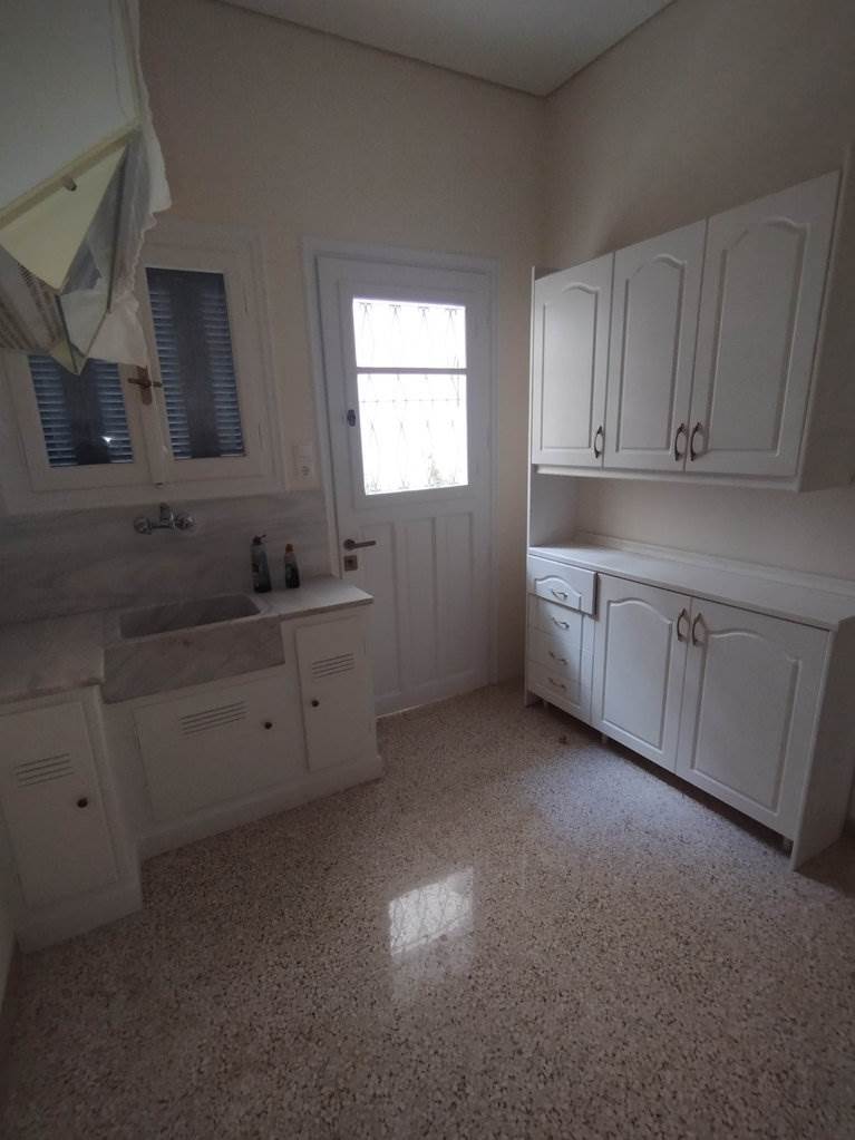 (Vermietung ) Wohnung/Residenz Wohnung || Piraias/Piraeus - 92 m², 2 Schlafzimmer, 620€ 