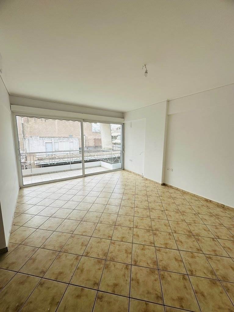 (Vermietung ) Gewerbeimmobilien Wohnung || Athens Center/Athens - 100 m², 750€ 