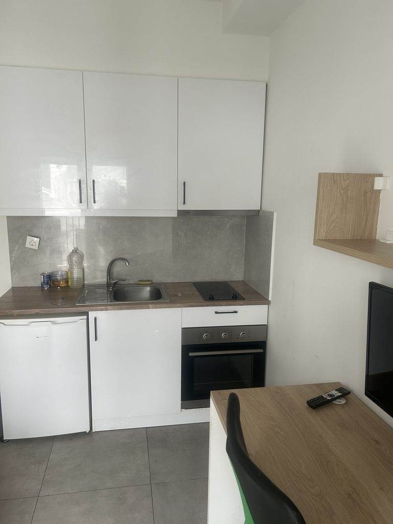 (Προς Ενοικίαση) Κατοικία Διαμέρισμα || Αθήνα Κέντρο/Δάφνη - 22 τ.μ, 1 Υ/Δ, 490€ 