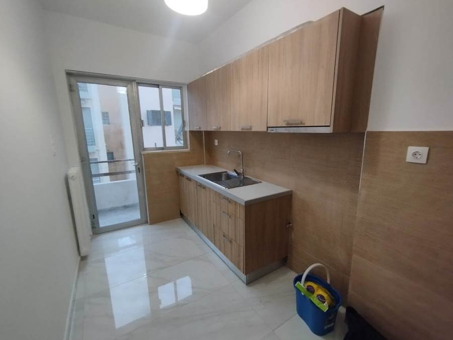 (Προς Ενοικίαση) Κατοικία Διαμέρισμα || Πειραιάς/Πειραιάς - 90 τ.μ, 3 Υ/Δ, 700€ 