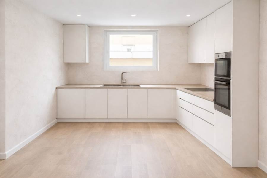 (Προς Ενοικίαση) Κατοικία Οροφοδιαμέρισμα || Αθήνα Νότια/Άλιμος - 116 τ.μ, 3 Υ/Δ, 2.000€ 