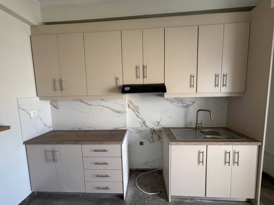 (Аренда) Жилая Апартаменты || Н.Ахайя/Патра - 92 кв.м, 2 Спальня/и, 580€ 