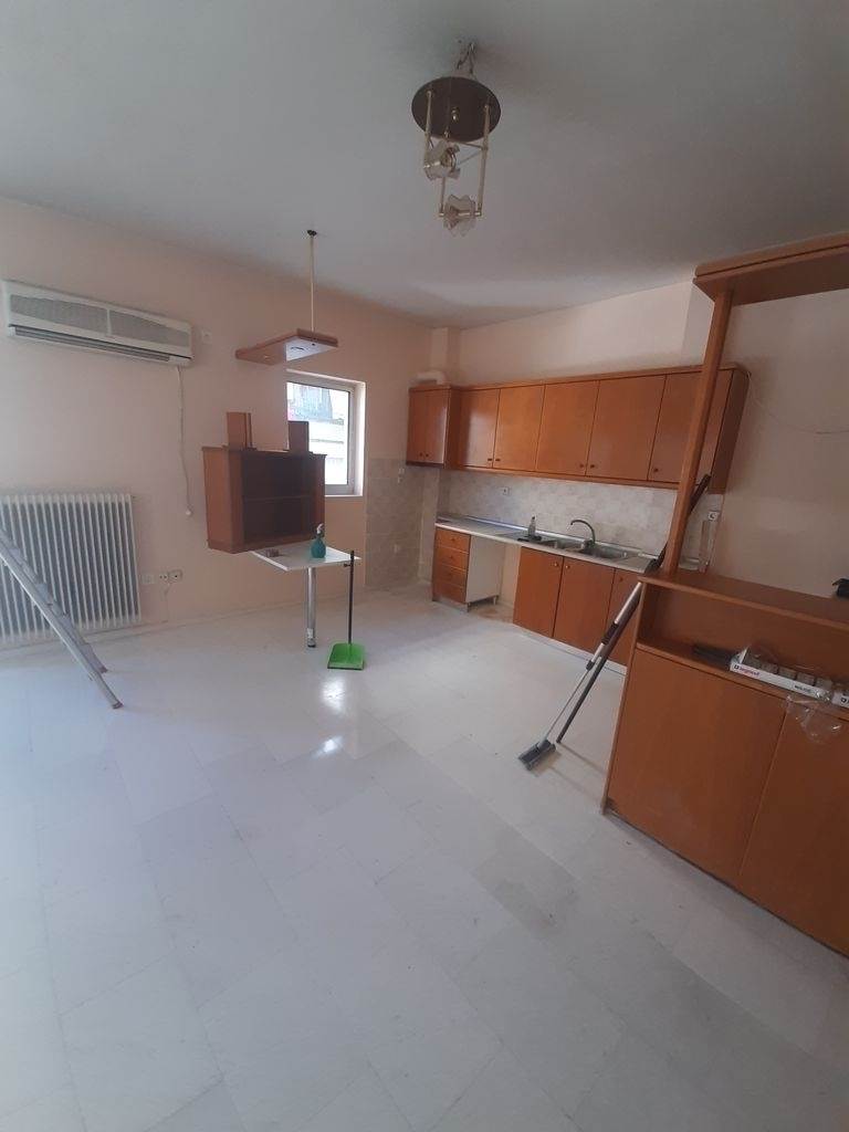 (Vermietung ) Wohnung/Residenz Wohnung || Athens Center/Galatsi - 103 m², 3 Schlafzimmer, 830€ 