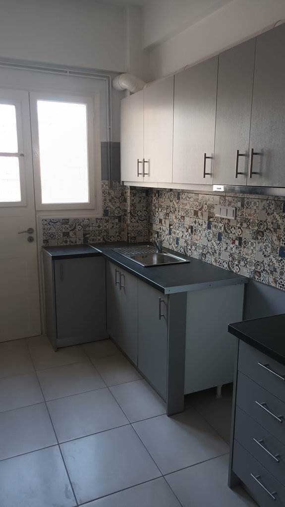 (Vermietung ) Wohnung/Residenz Wohnung || Athens West/Ilion-Nea Liosia - 56 m², 2 Schlafzimmer, 550€ 