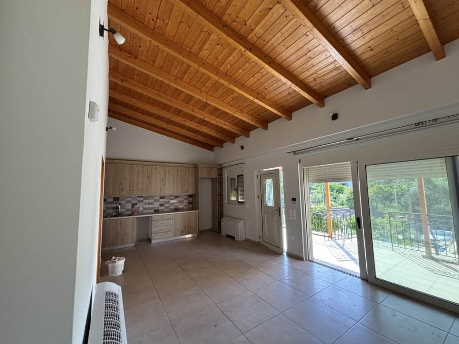 (Vermietung ) Wohnung/Residenz Wohnung || Achaia/Patra - 67 m², 2 Schlafzimmer, 500€ 