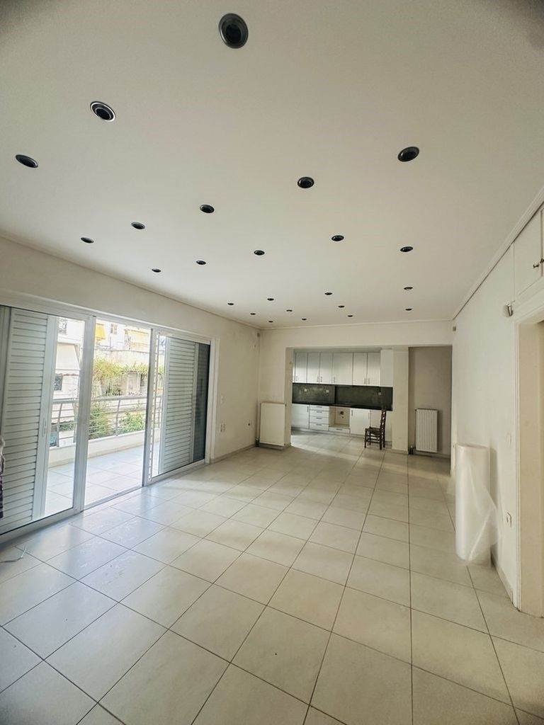 (Vermietung ) Wohnung/Residenz Wohnung || Achaia/Patra - 105 m², 2 Schlafzimmer, 680€ 
