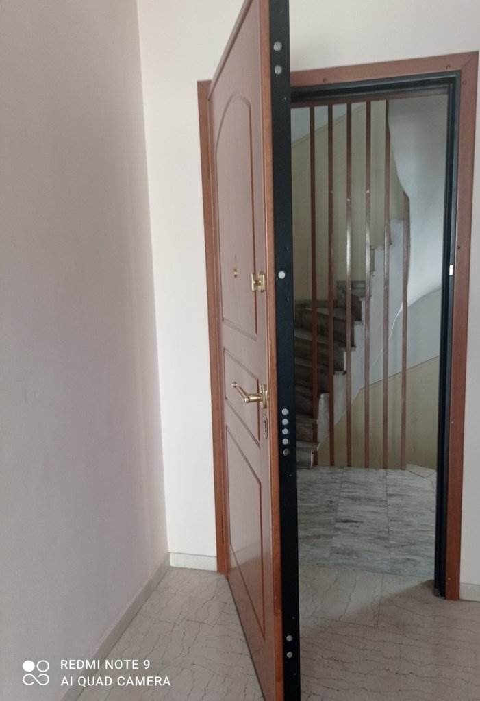 (Vermietung ) Wohnung/Residenz Etagenwohnung  || Athens South/Agios Dimitrios - 80 m², 2 Schlafzimmer, 680€ 