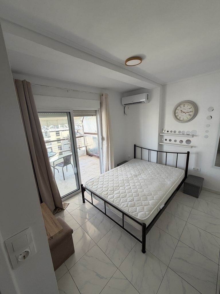 (Vermietung ) Wohnung/Residenz Wohnung || Athens South/Palaio Faliro - 35 m², 580€ 