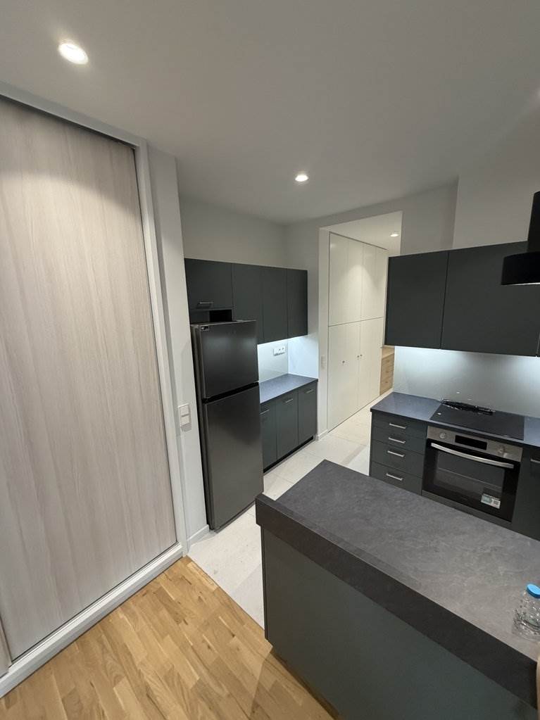 (Vermietung ) Wohnung/Residenz Wohnung || Athens South/Nea Smyrni - 50 m², 1 Schlafzimmer, 550€ 