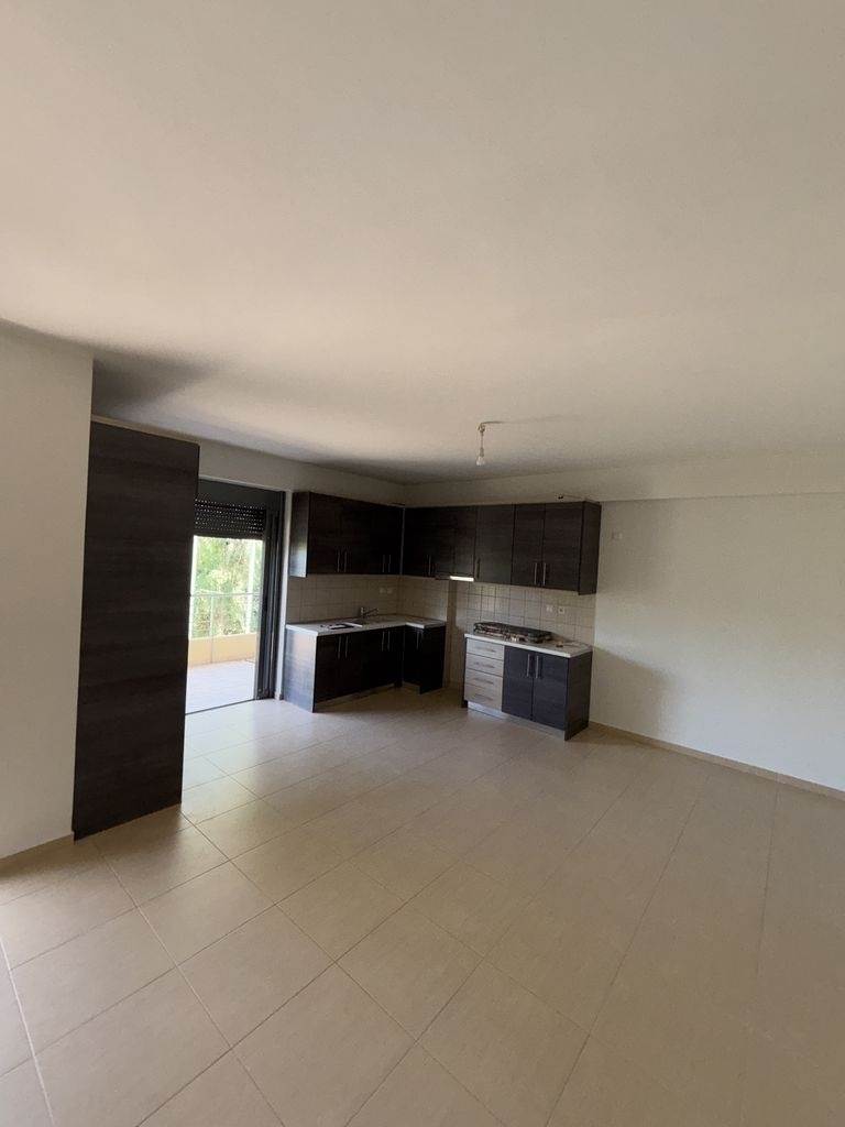(Vermietung ) Wohnung/Residenz Wohnung || Achaia/Patra - 160 m², 3 Schlafzimmer, 750€ 
