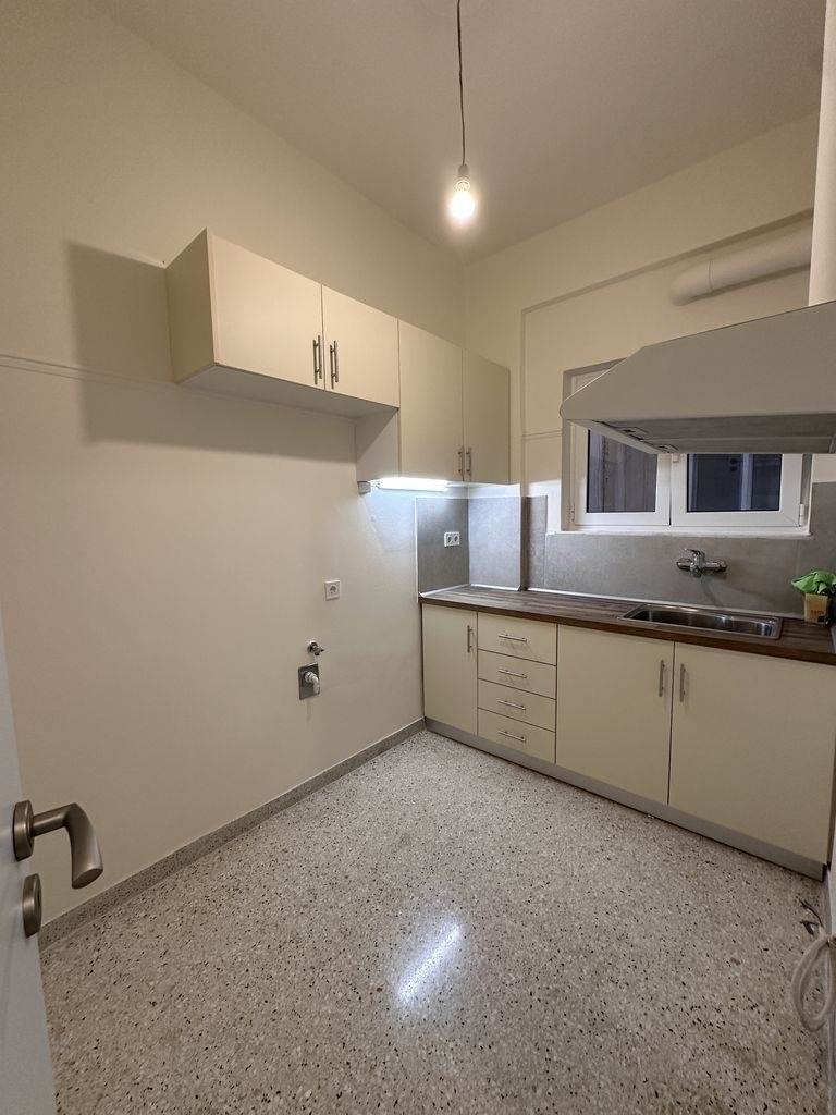 (Vermietung ) Wohnung/Residenz Wohnung || Athens South/Kallithea - 48 m², 1 Schlafzimmer, 560€ 