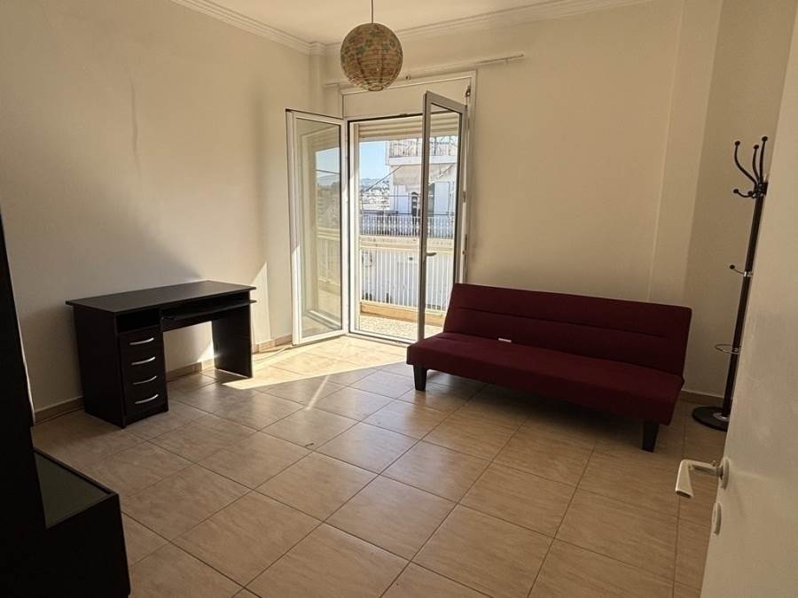 (Vermietung ) Wohnung/Residenz Wohnung || Achaia/Patra - 81 m², 2 Schlafzimmer, 450€ 