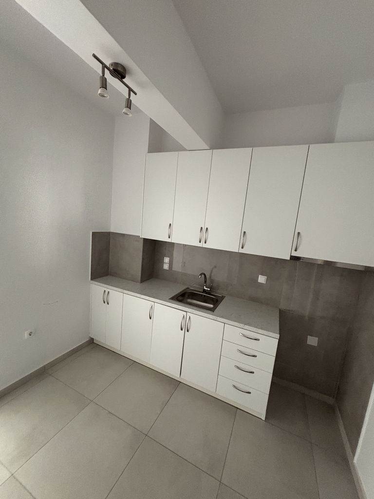 (Vermietung ) Wohnung/Residenz Wohnung || Achaia/Patra - 33 m², 1 Schlafzimmer, 500€ 