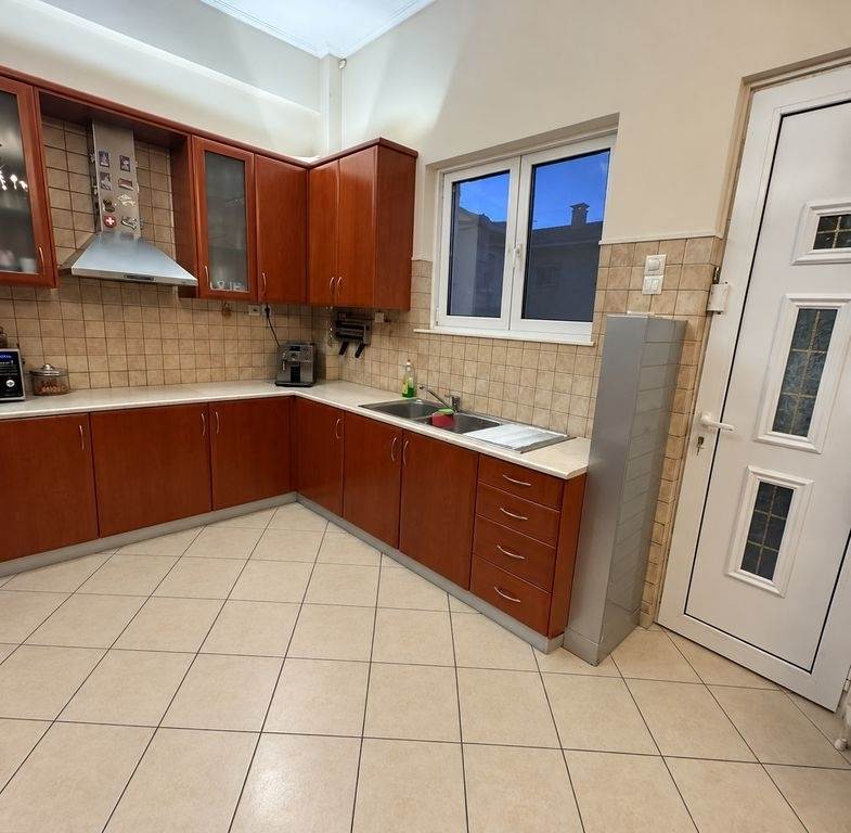 (For Rent) Residential Apartment || Athens Center/Ilioupoli - 78 Sq.m, 2 Bedrooms, 750€ 
