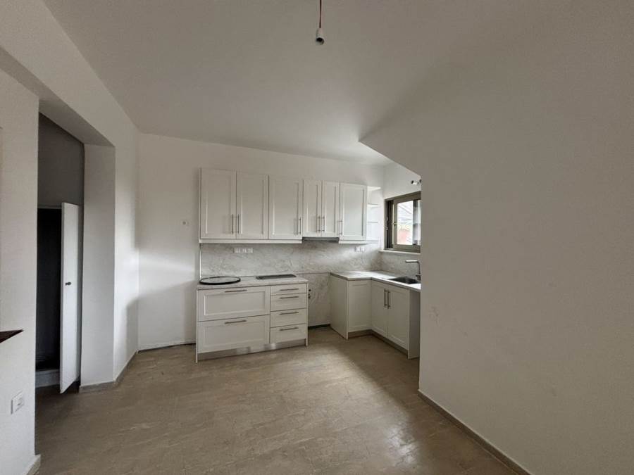 (Аренда) Жилая Апартаменты || Н.Ахайя/Патра - 95 кв.м, 2 Спальня/и, 630€ 