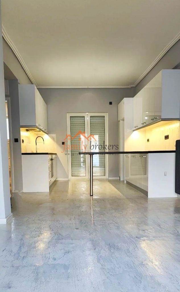 (Προς Ενοικίαση) Κατοικία Διαμέρισμα || Αθήνα Νότια/Ελληνικό - 87 τ.μ, 2 Υ/Δ, 975€ 
