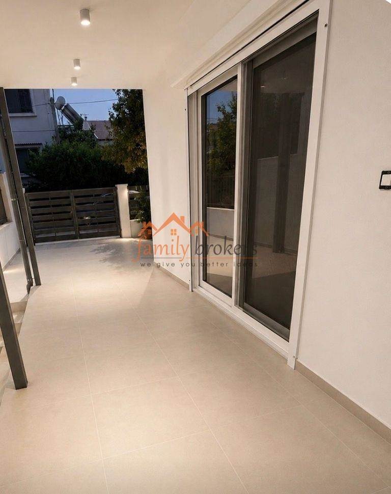 (Vermietung ) Wohnung/Residenz Einzelhaus  || Achaia/Patra - 74 m², 2 Schlafzimmer, 850€ 